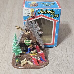 Vintage Miniature Plastic Nativity Scene Silver Glitter Christmas Retro